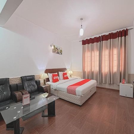 Oyo 120 Seeb Guest House Mascate Exterior foto