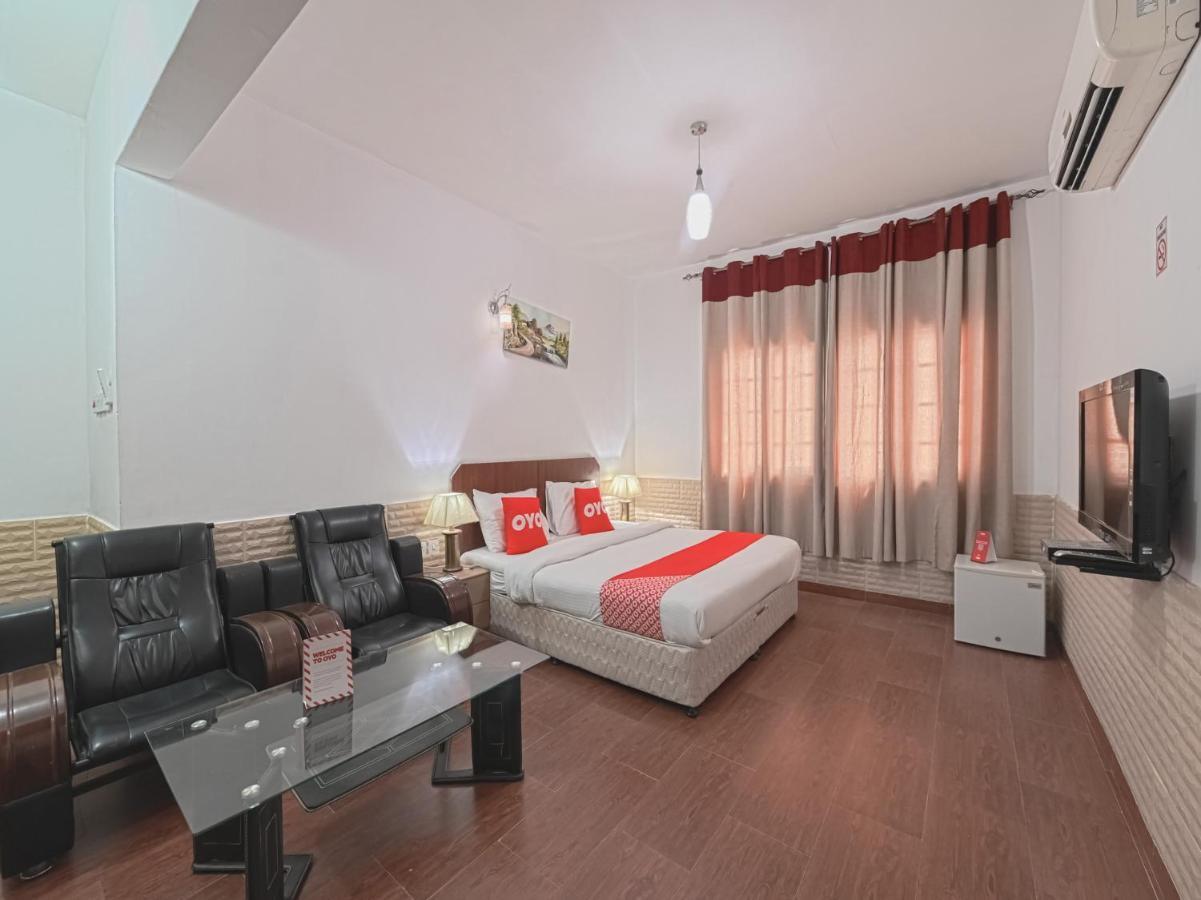 Oyo 120 Seeb Guest House Mascate Exterior foto